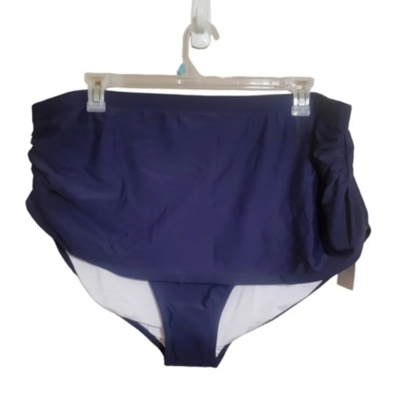 Plus size swim bottom - Picture 1 of 2